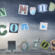 La imagen muestra un cielo parcialmente cubierto por nubes con el sol brillando detrás, generando un resplandor suave. Sobre ese fondo, se presenta la frase “Un mundo con todos” compuesta por letras recortadas de diferentes estilos, colores, texturas y tipografías, como si fueran de una revista o collage. Cada letra es distinta y creativa, evocando diversidad y pluralidad. La letra "C" está hecha de hojas verdes, la "O" del final tiene un diseño multicolor como de pintura, y hay un corazón azul como parte del mensaje. El estilo general transmite un mensaje de inclusión y diversidad en un entorno luminoso y esperanzador.